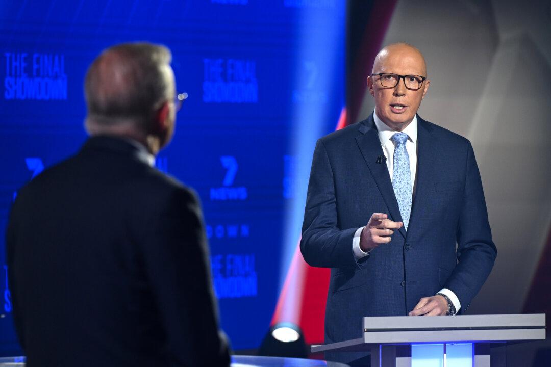 Minor Party Boost Could Give Dutton ‘Narrow Path’ to PM