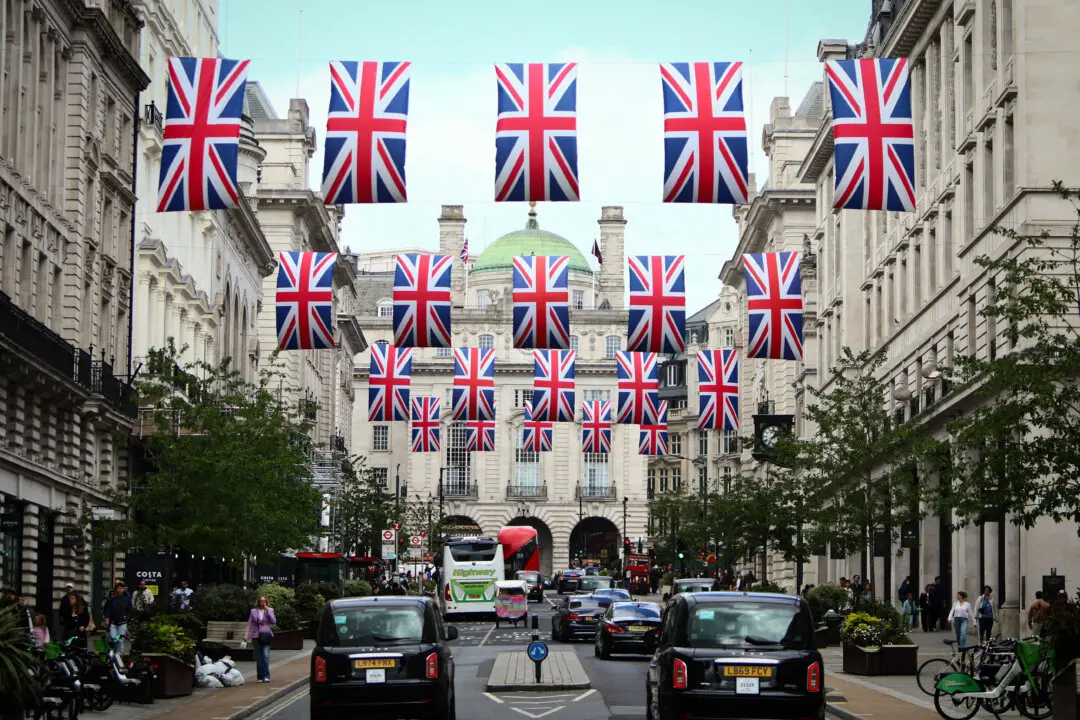 UK Joins US Bid to Weaken ‘Axis of Evil’ With New Sanctions on Companies Aiding Russia: Analysts
