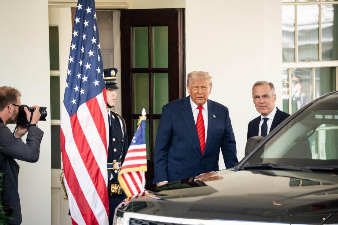 Trump Halts Approval of Ontario–Michigan Bridge