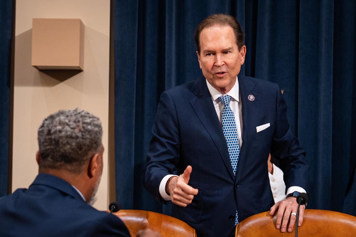 Florida GOP Rep. Vern Buchanan Announces Retirement