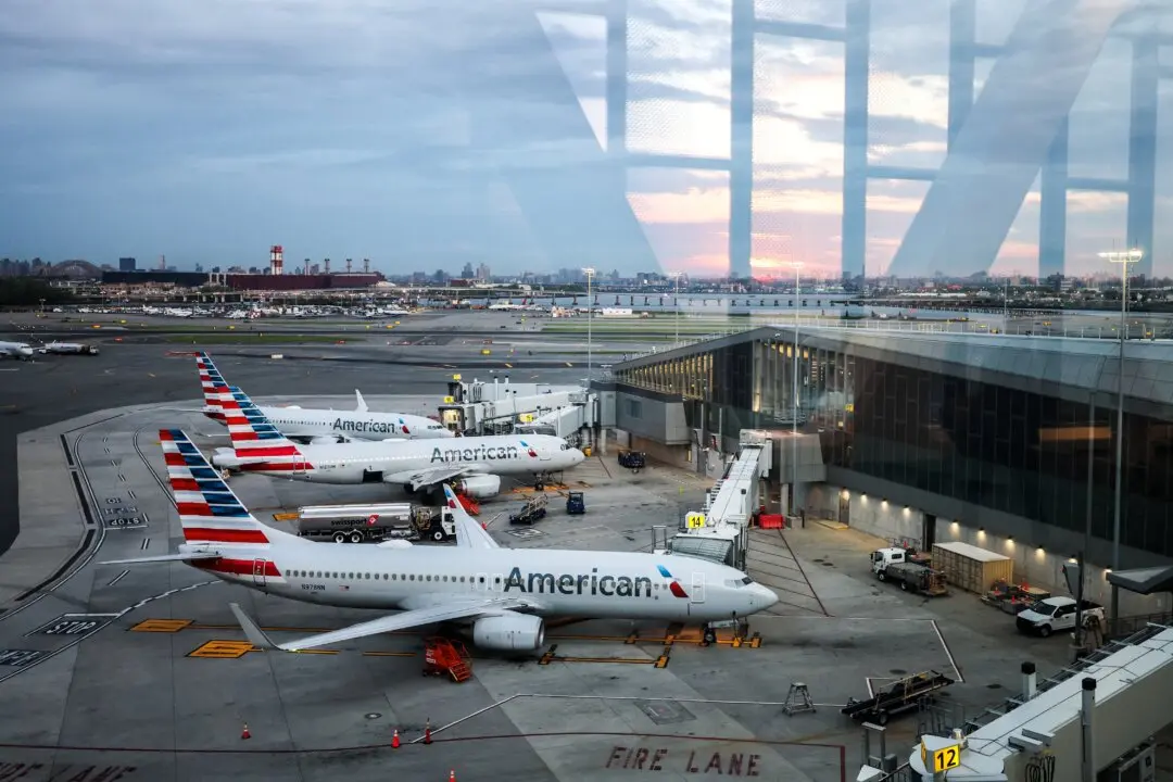 American Airlines Cancels Perks for Basic Economy Fliers, to Add 15 New Routes