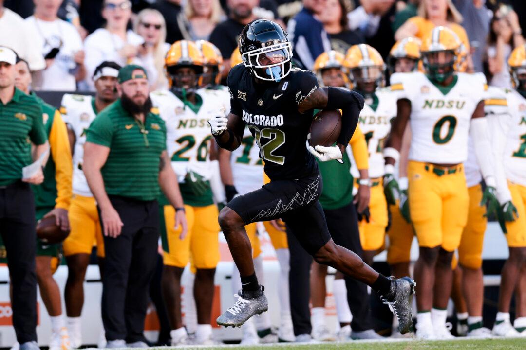 To Airline Passenger, NFL’s No. 2 Draft Pick Was ‘The Nicest Young Man’