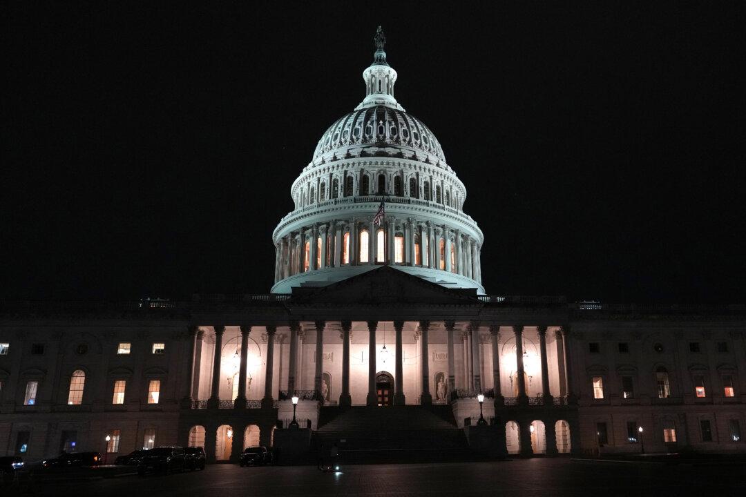 House Passes Trump Agenda Bill in Early Morning Vote