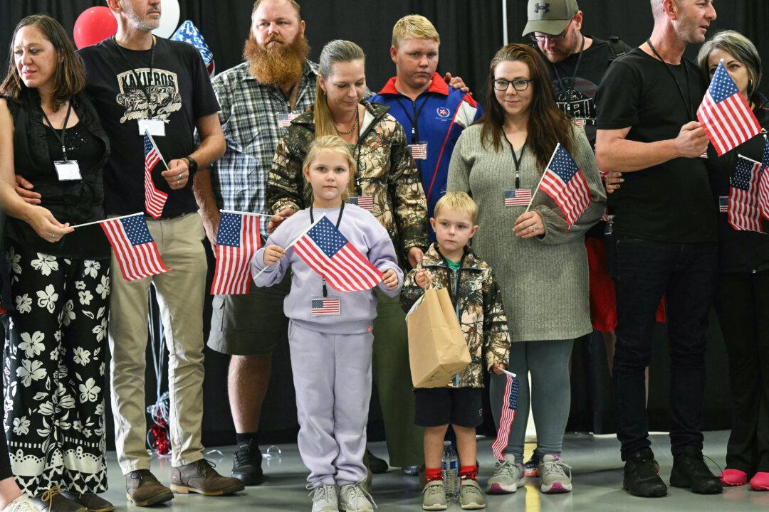 Trump Admin Cuts Quota for Refugees, Prioritizes Afrikaners