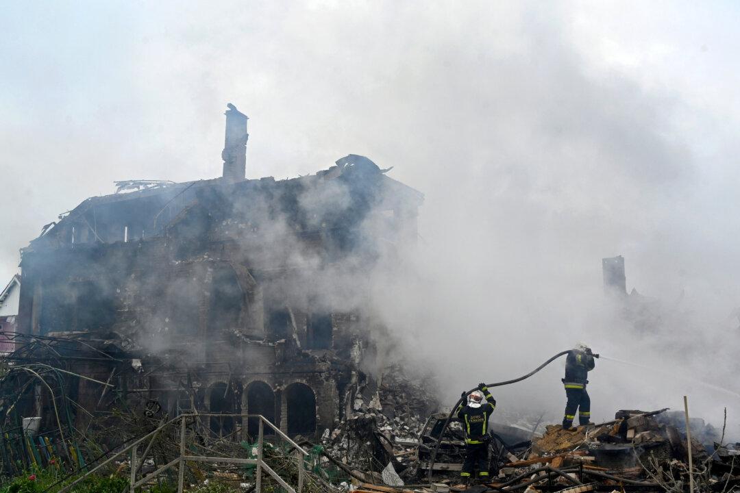 Russia Strikes Kyiv With Missiles, Drones, Killing 14: Ukrainian Officials