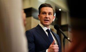 Poilievre Pitches CANZUK Alliance With Anglo Nations