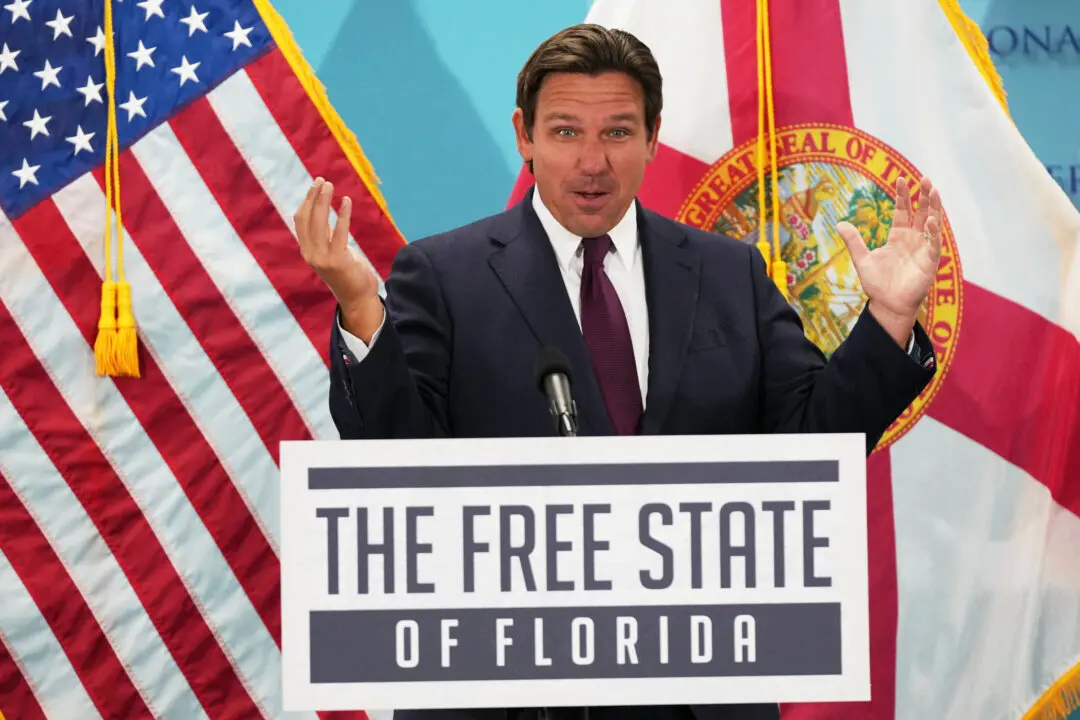 DeSantis to Call Special Session for Congressional Redistricting