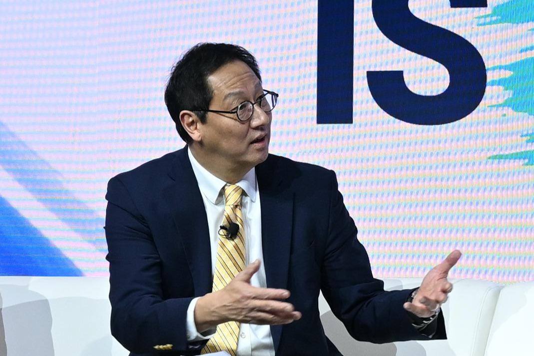 Former University of Michigan President Fails to Win Vote to Helm Florida’s Flagship School