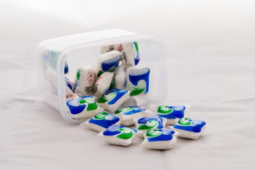 Surprising Other Uses for Automatic Dishwasher Detergent