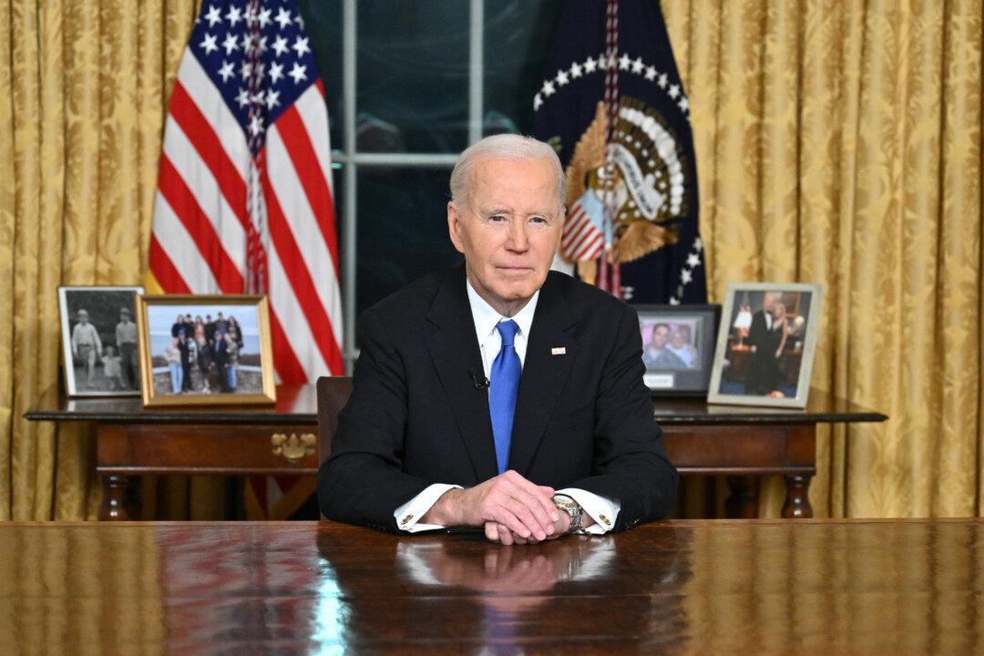 Trump Orders Investigation Into Biden’s Executive Actions, Autopen Allegations