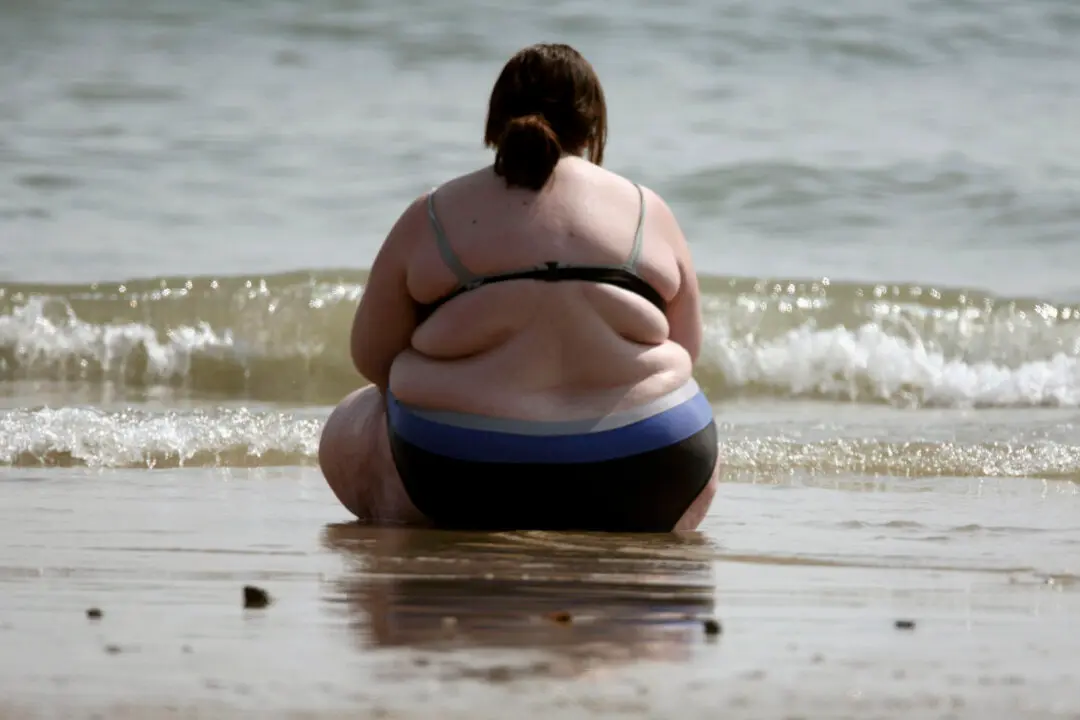 Nearly 7 in 10 American Adults Meet New Definition of Obese: Study