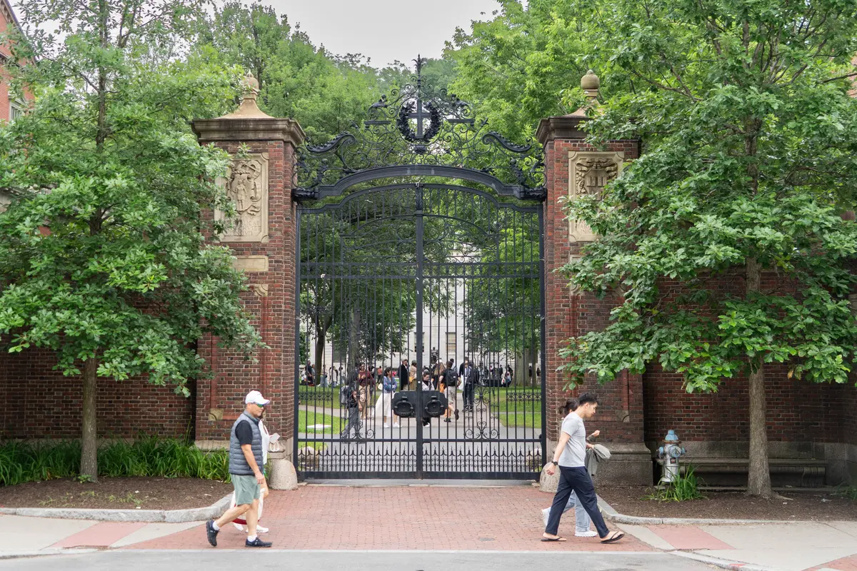 Justice Department Appeals Judge’s Block on Harvard Funding Freeze thumbnail