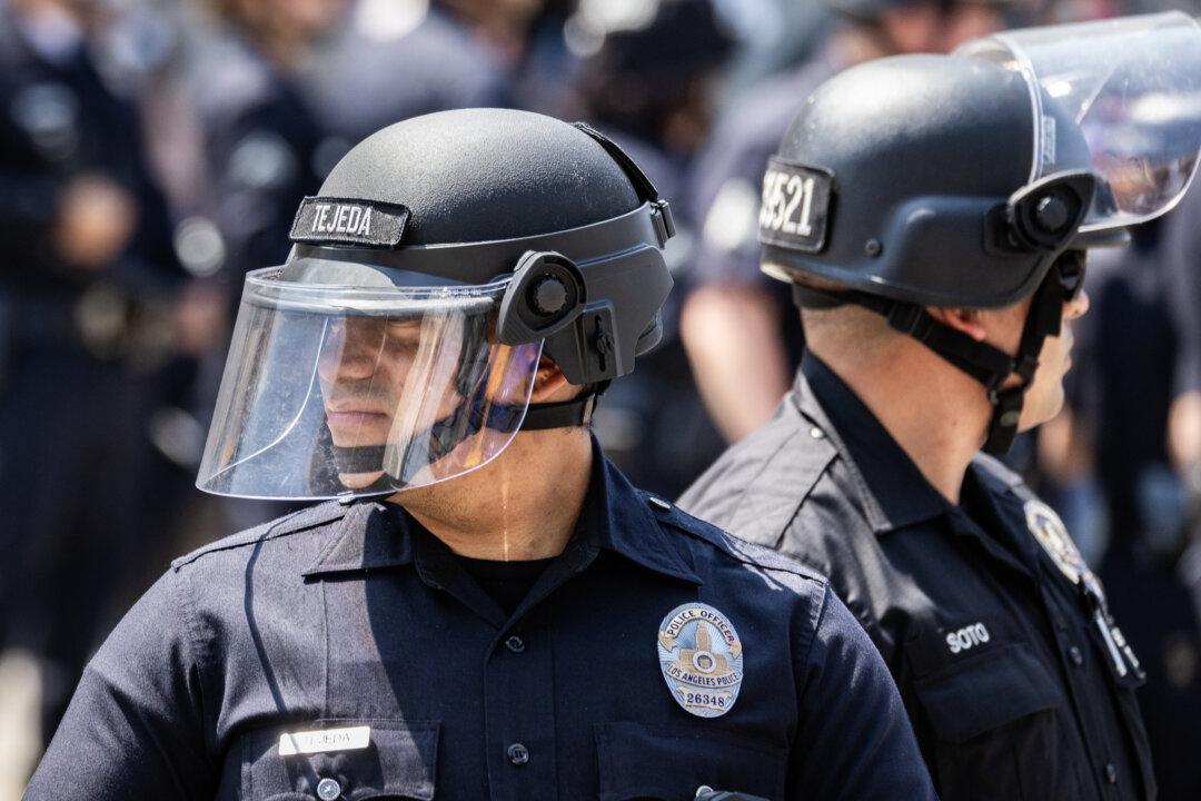 Los Angeles Approves $1 Million for Additional LAPD Recruits