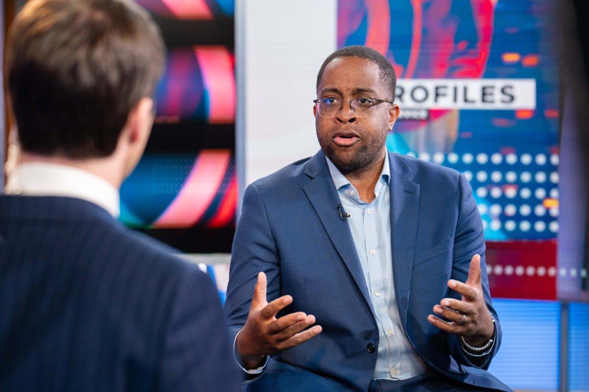New York state Sen. and New York City mayoral candidate Zellnor Myrie during an interview with NTD in New York City on June 10, 2025. (Samira Bouaou/The Epoch Times)