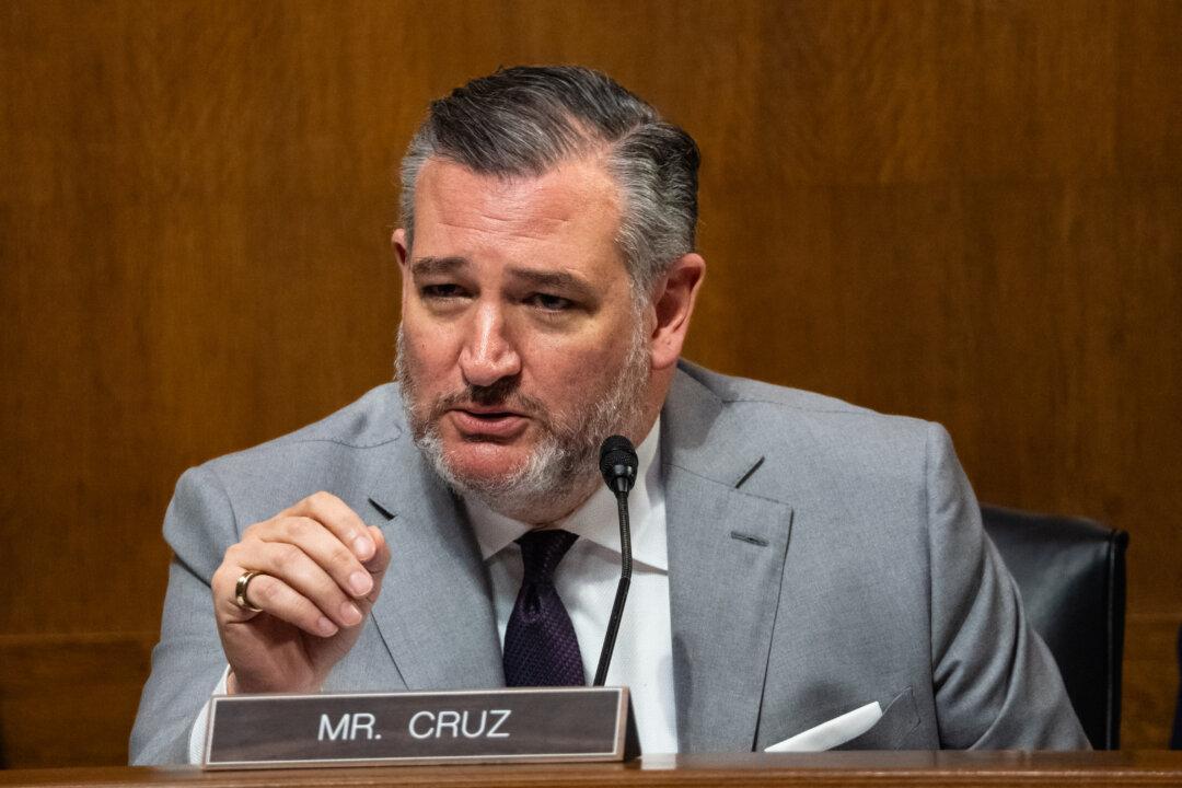 LIVE NOW: Senate Committee Hearings to Examine Media Ownership in the Digital Age