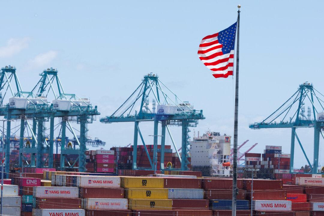 How New Tariffs on Lumber, Furniture May Affect US Consumers, Industries