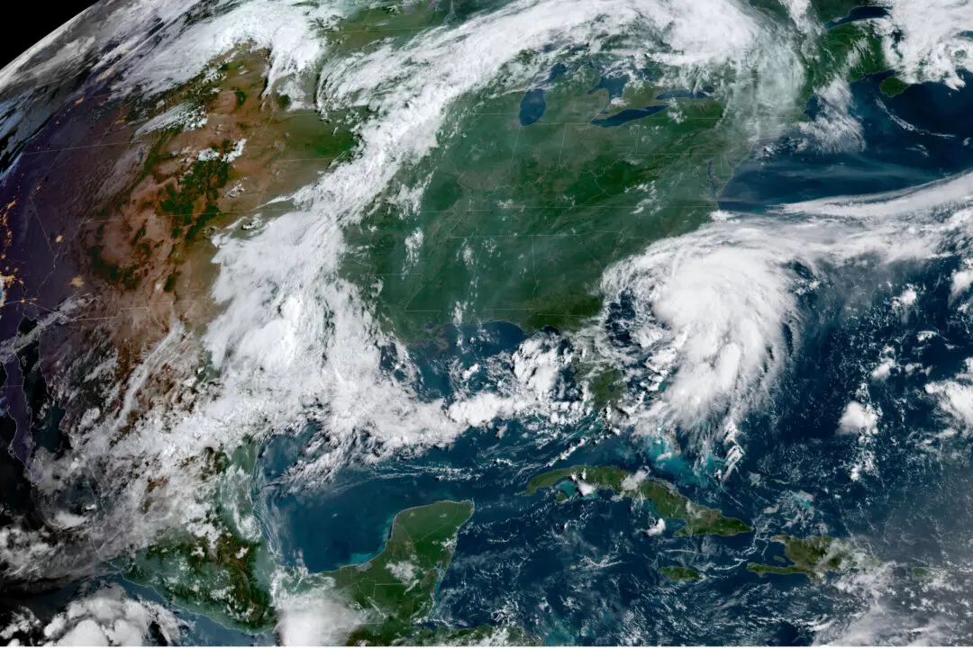 Hurricane Season Ends With No US Landfalls for First Time in 10 Years