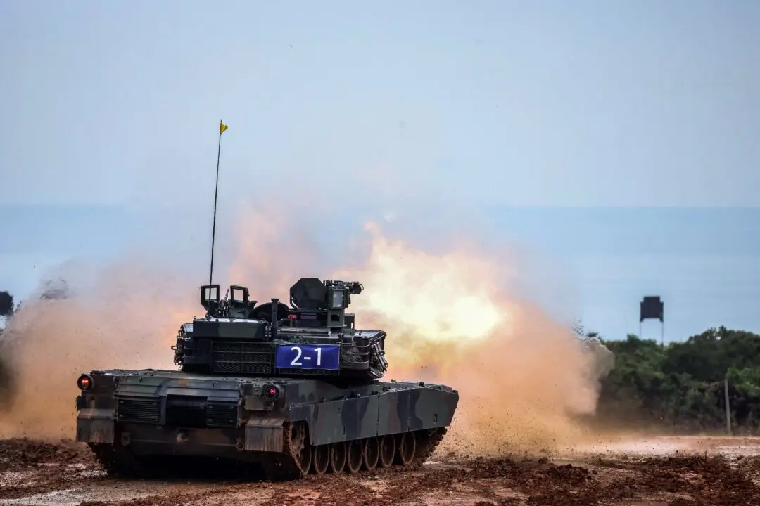 The US and Taiwan Draw Closer