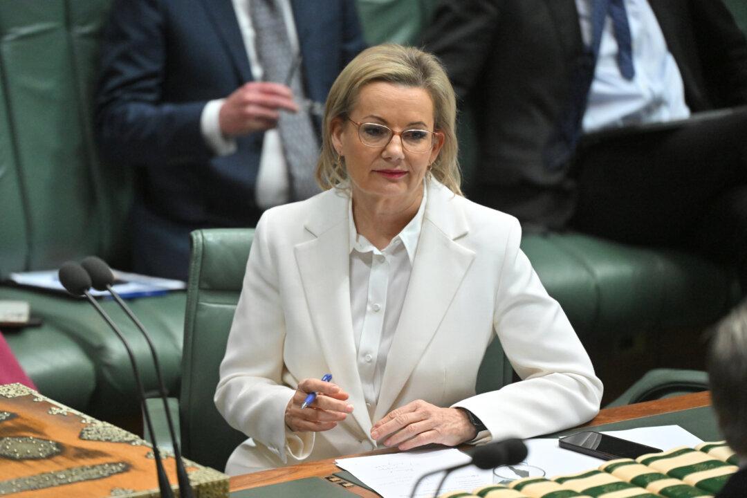 Opposition Accuses Bowen of Being ‘Part-Time Minister, Full-Time President’