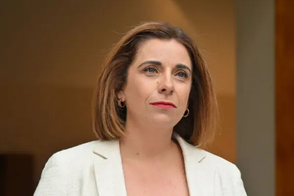 Minister Stands Firm on Under-16 Social Media Ban as High Court Challenge Looms