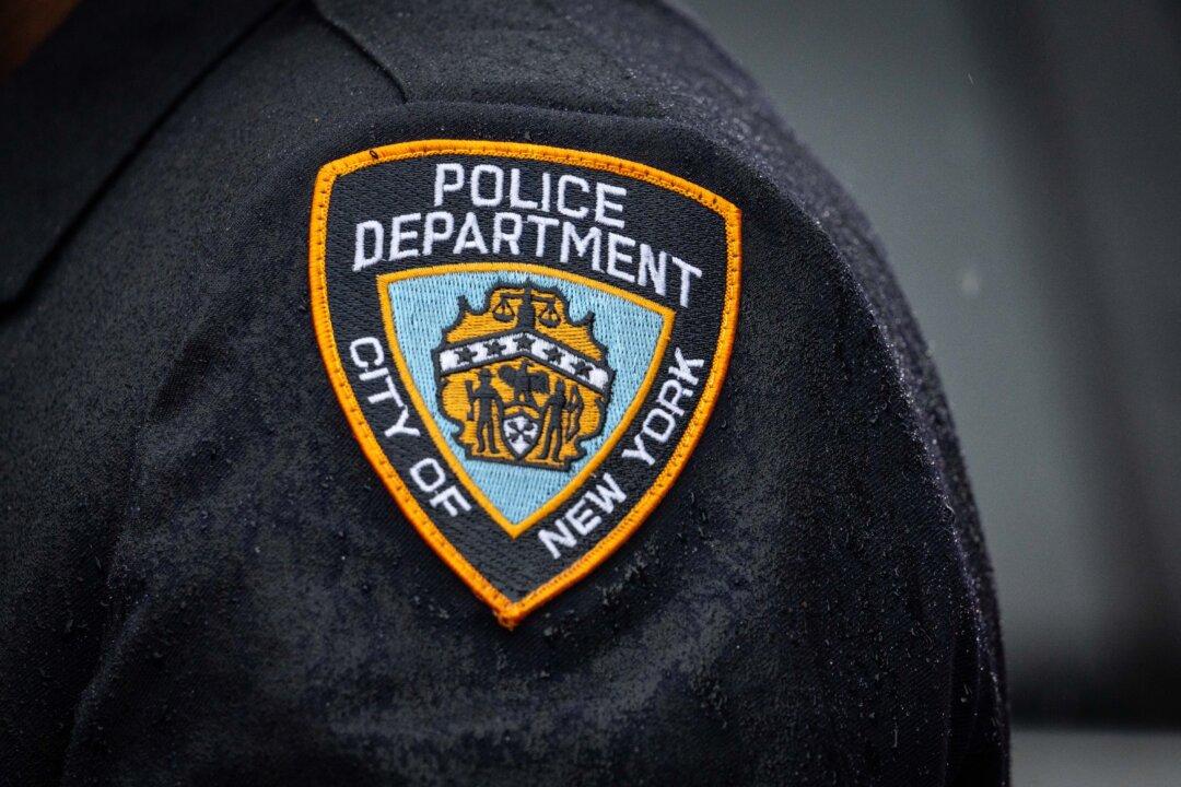 REPLAY: NYPD Commissioner, Bronx DA Make Public Safety Announcement