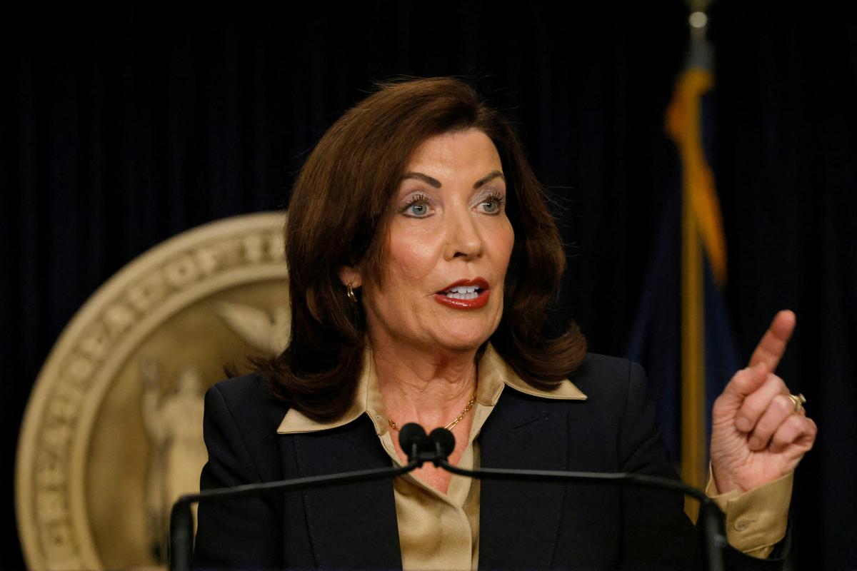 Hochul, Mamdani Announce Free Child Care Expansion for New York thumbnail