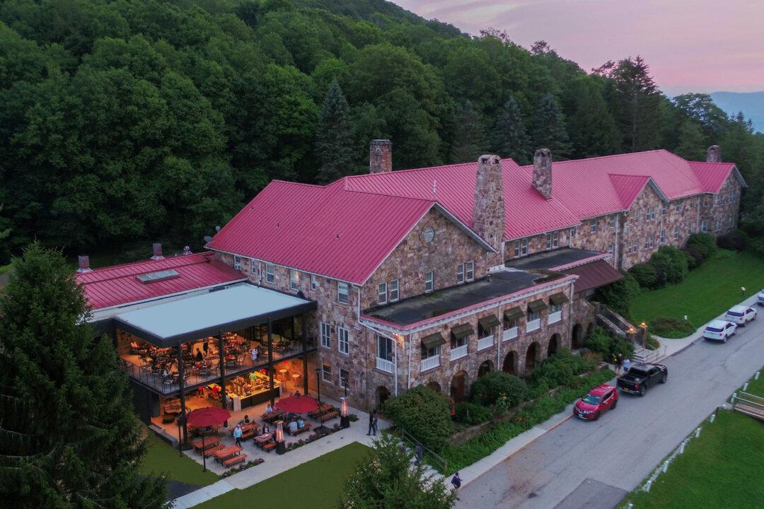 Delightful Woodland Getaway at Mountain Lake Lodge, Virginia
