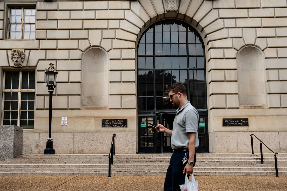 EPA to Regulate Use of Multiple Chemicals in Workplaces thumbnail