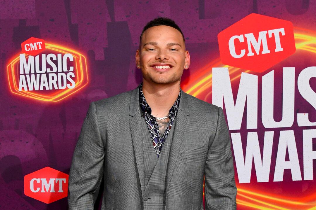 Country Singer Kane Brown to Guest Star in Series Premiere of ‘9-1-1: Nashville’