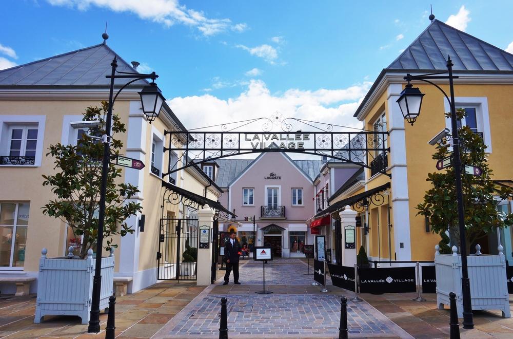 A Paris Makeover: Le Plessis-Robinson and Marne-lá-Vallée