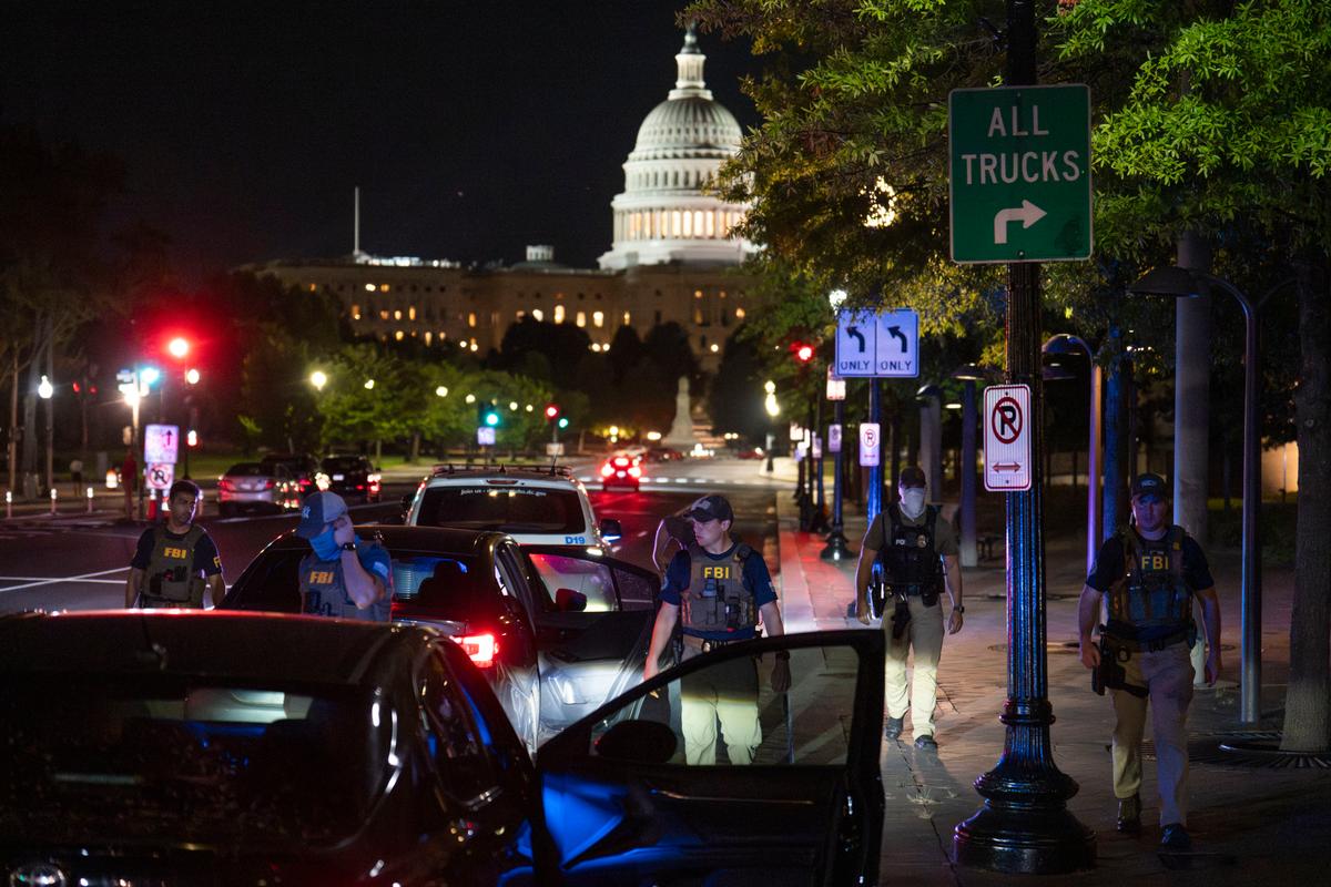 Jury Weighs Testimony in Trial of Man Who Threw Sandwich at Federal Agent in Washington thumbnail