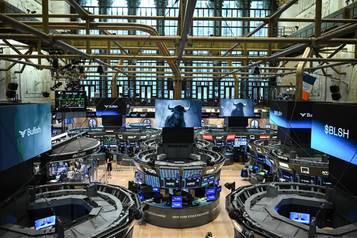 What to Know About Efforts to Ban Congressional Stock Trading thumbnail