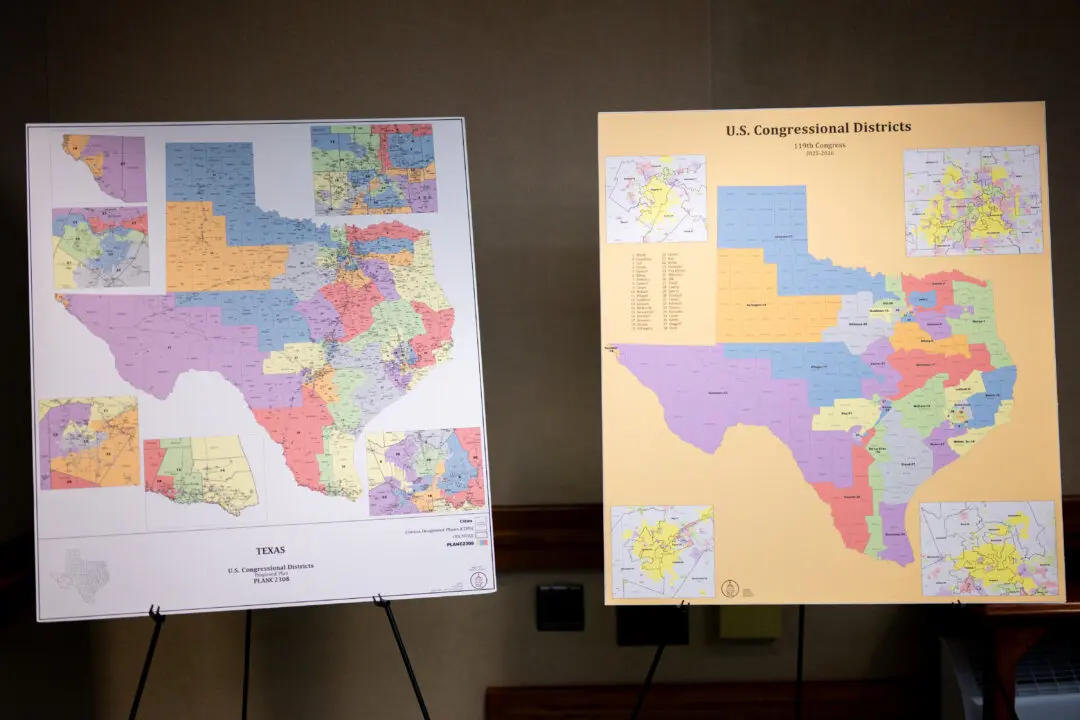 Supreme Court Blocks Ruling Striking Down Texas Congressional Map