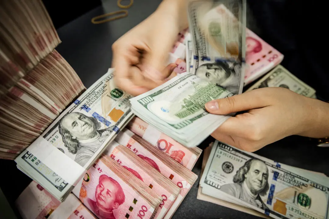 The Petroyuan Myth: War Failed to Shake the Dollar