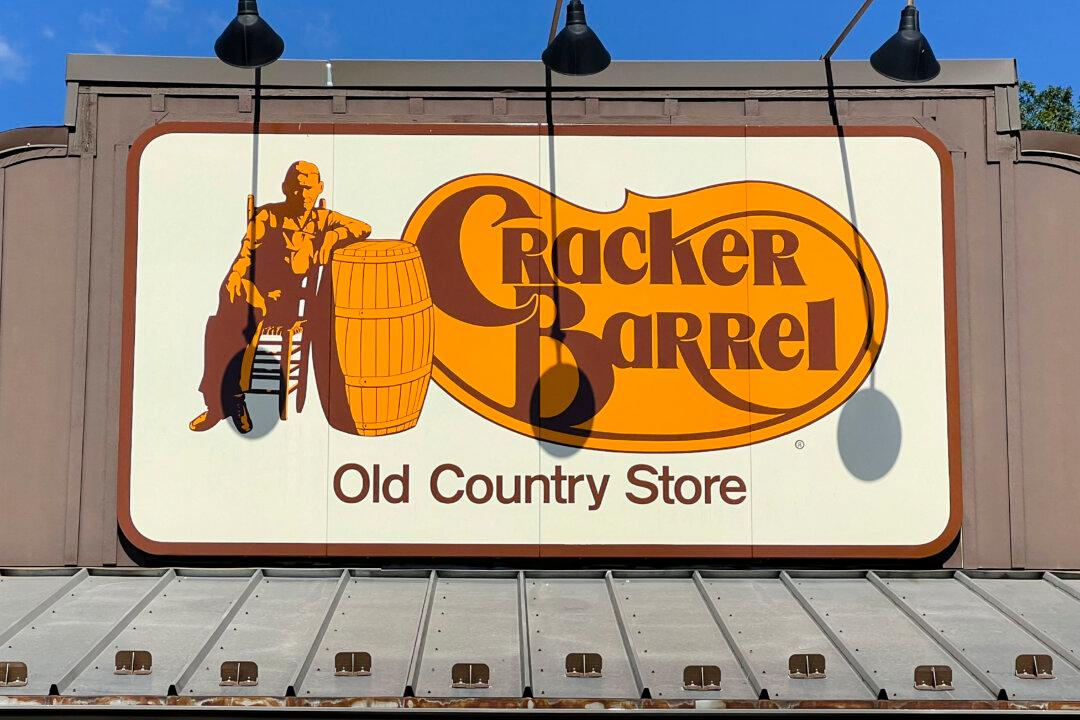 Customers Happy After Cracker Barrel Restores Beloved ‘Old Timer’ Logo
