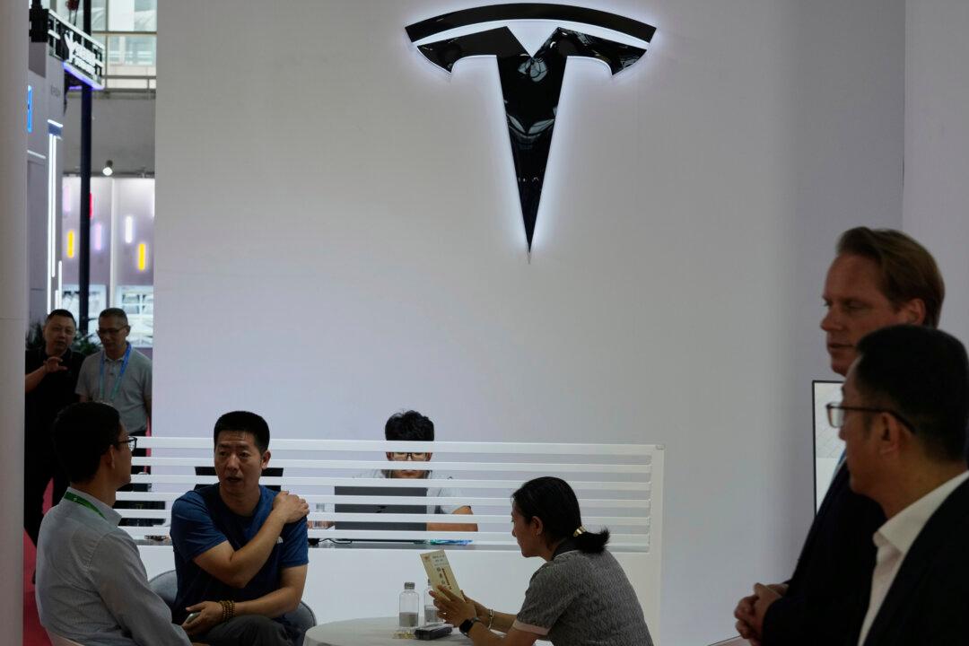 Tesla Recalls 10,500 Powerwall 2 Units Over Fire Risk