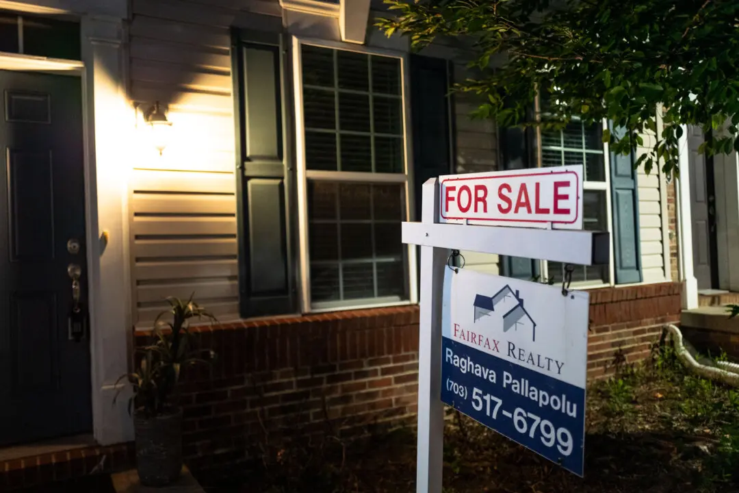 US Homeowners Rush to Refinance as Interest Rates Continue Falling: MBA