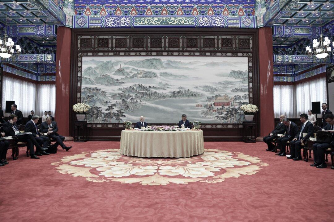 Chinese Leader Xi’s Final Spasms of Power Being Caught in a Tightening Net—Now What?