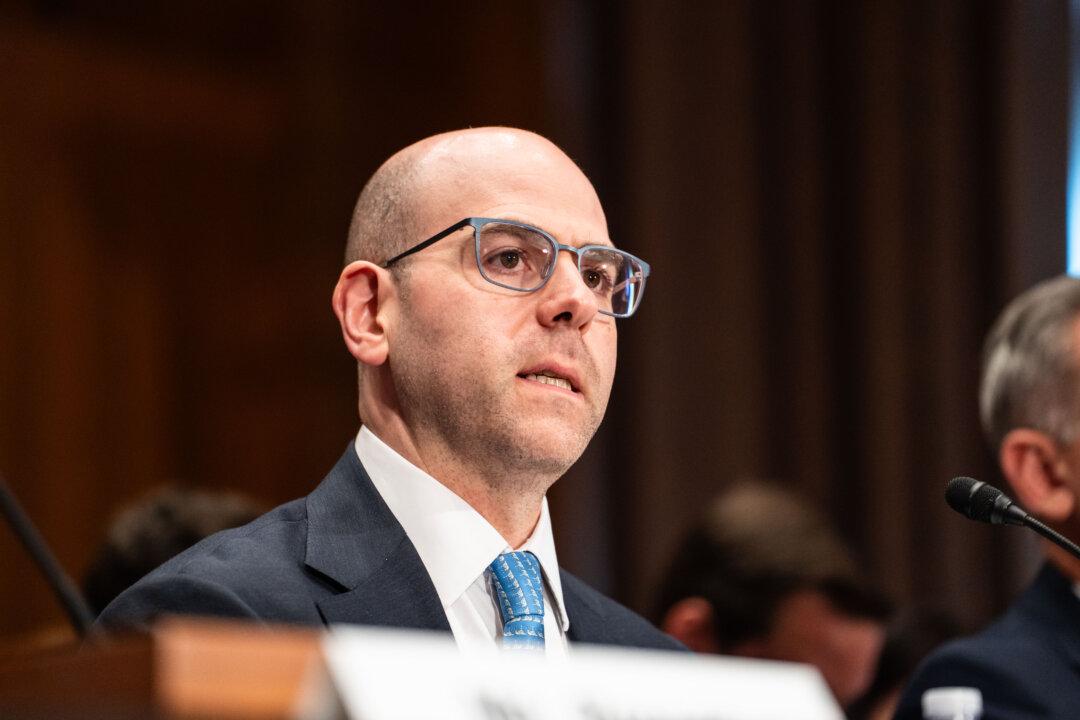 Senate Confirms Trump Pick Stephen Miran to Join Federal Reserve