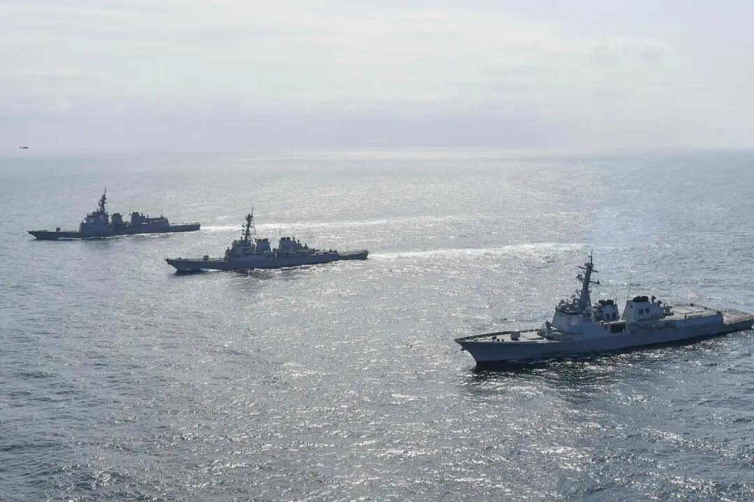 Trump Orders Pentagon to Scale Back Joint Military Exercises With South Korea