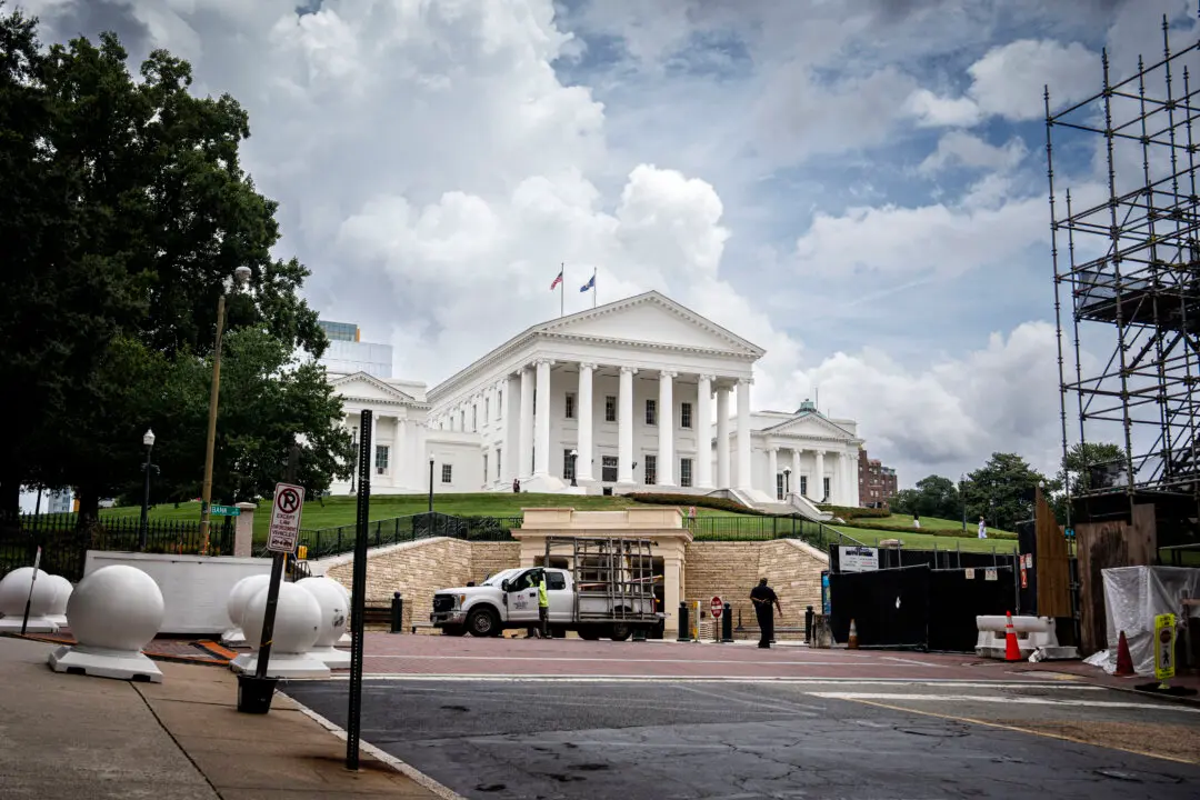 Virginia Democrats Launch Public Campaign as Redistricting Amendment Advances