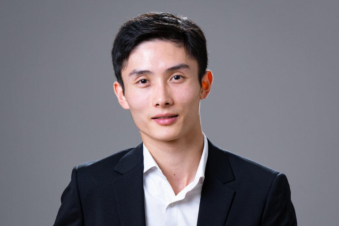 Journey of a Shen Yun Dancer: From CCP Persecution to Renewed Purpose