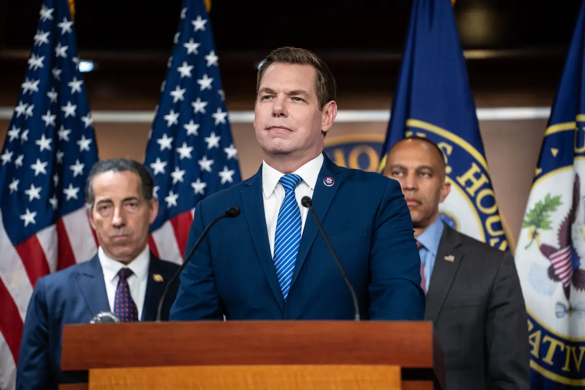 Rep. Swalwell’s Attorneys Demand FBI Director Halt Any Plan to Release Old Investigative Files thumbnail