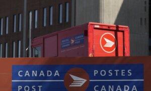 Canada Post Moves Ahead With Plans to Cut Home Delivery