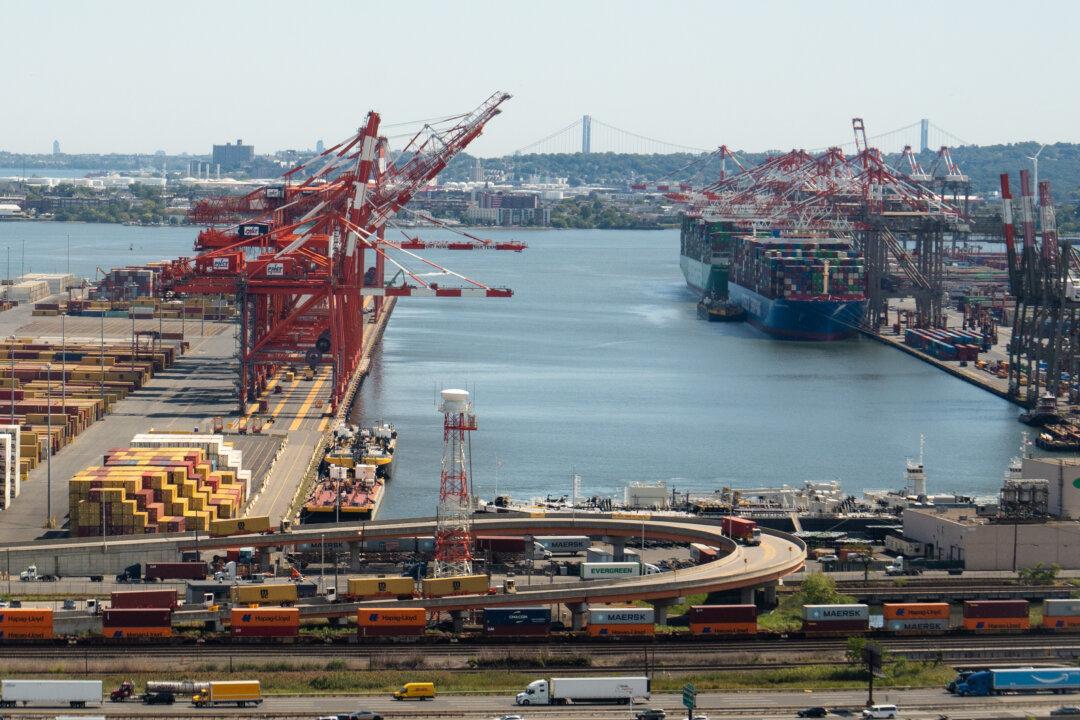 UN Body Votes to Postpone Decision on Global Carbon Tax Amid US Opposition