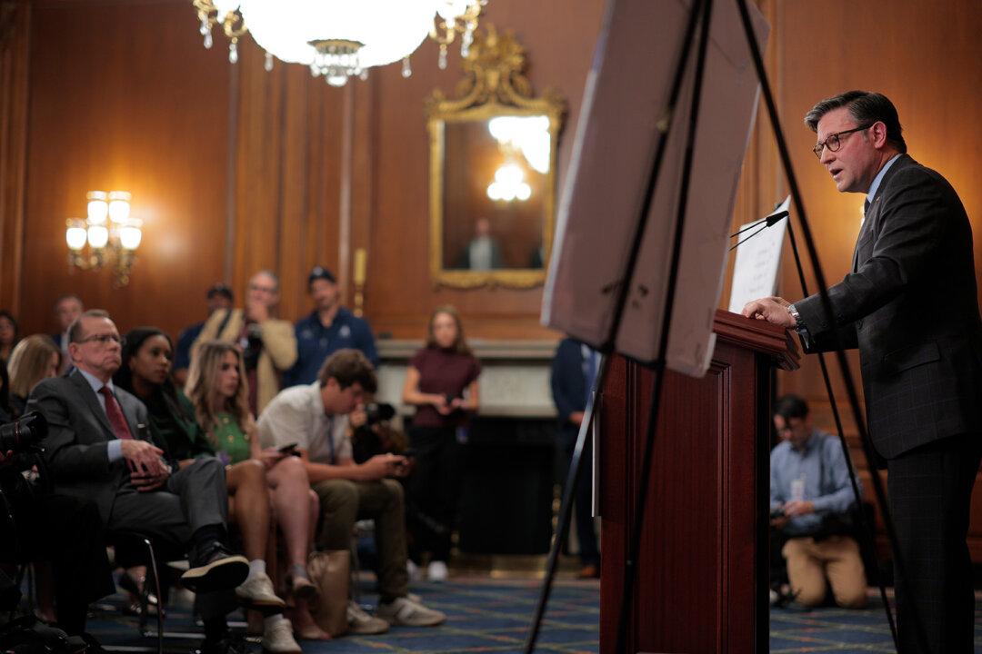 Illinois Sues Trump Admin to Halt National Guard Deployment to Chicago; Senate to Vote Again on Bill to End Shutdown
