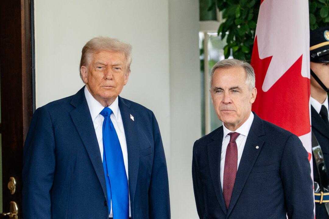 Trump Says Carney Apologized for Ontario Anti-Tariff Ad, Has No Plans to Resume Negotiations