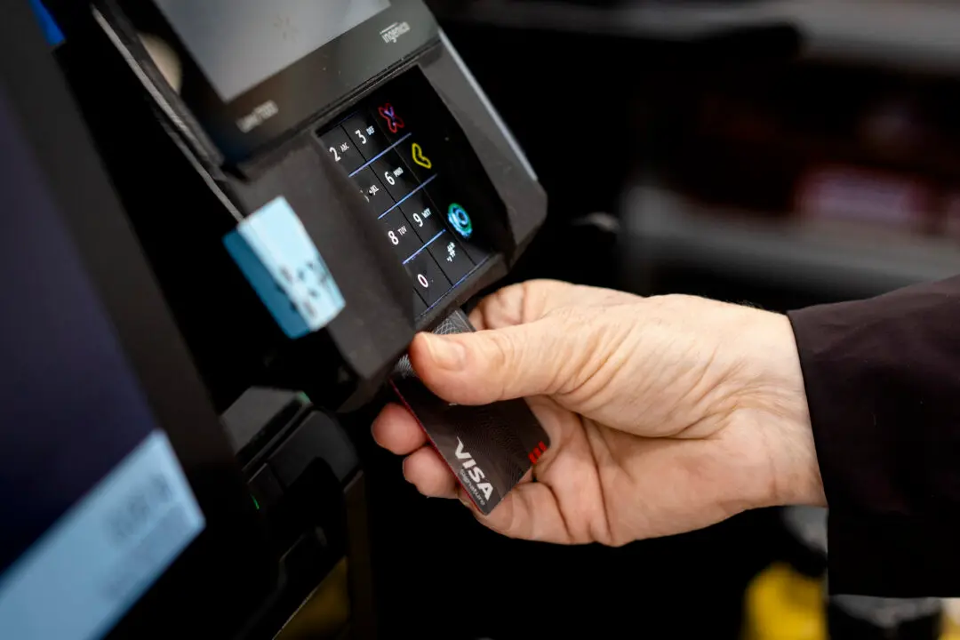 Household Debt-to-Income Ratio Climbs in Q4 for 5th Straight Quarter: StatCan