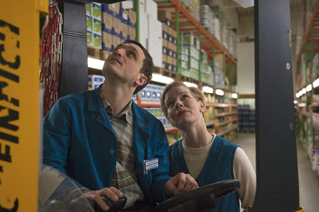 ‘In the Aisles’: Lights, Aisles, Action