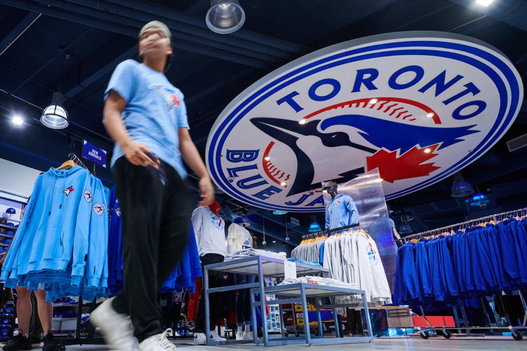 Love Jays, Will Travel: Canadian Fans Prepared to Go the Distance to Cheer Their Team